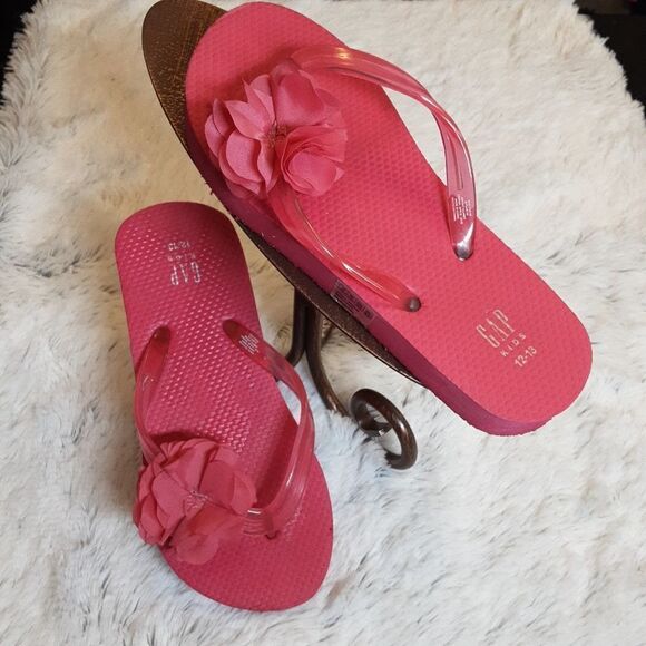 GAP KIDS Flip Flops Hot Pink Peonies size 12-13 - Picture 7 of 13